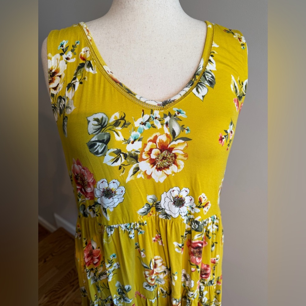 Torrid Yellow Floral Supersoft Tiered Babydoll Tank - Torrid Size 3 (22-24, 3X) - Picture 7 of 16
